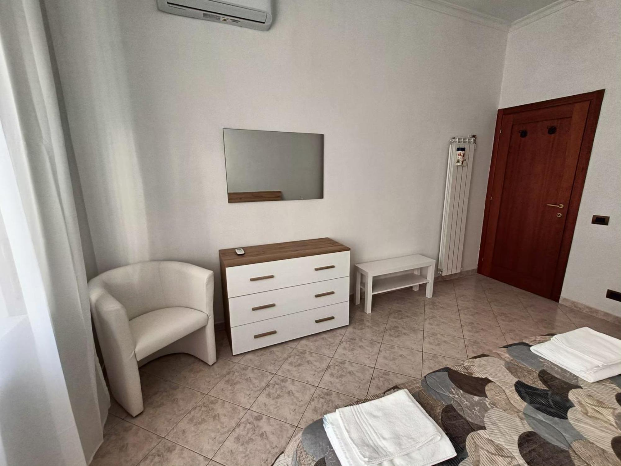 Tia Tourist Apartment Roma Exterior foto